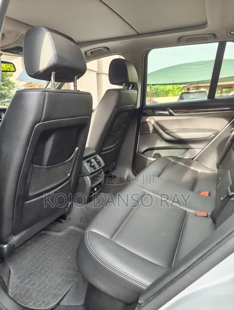 BMW X3 xDrive28i 4dr SUV AWD (2.0L 4cyl Turbo 8A) 2015 Silver