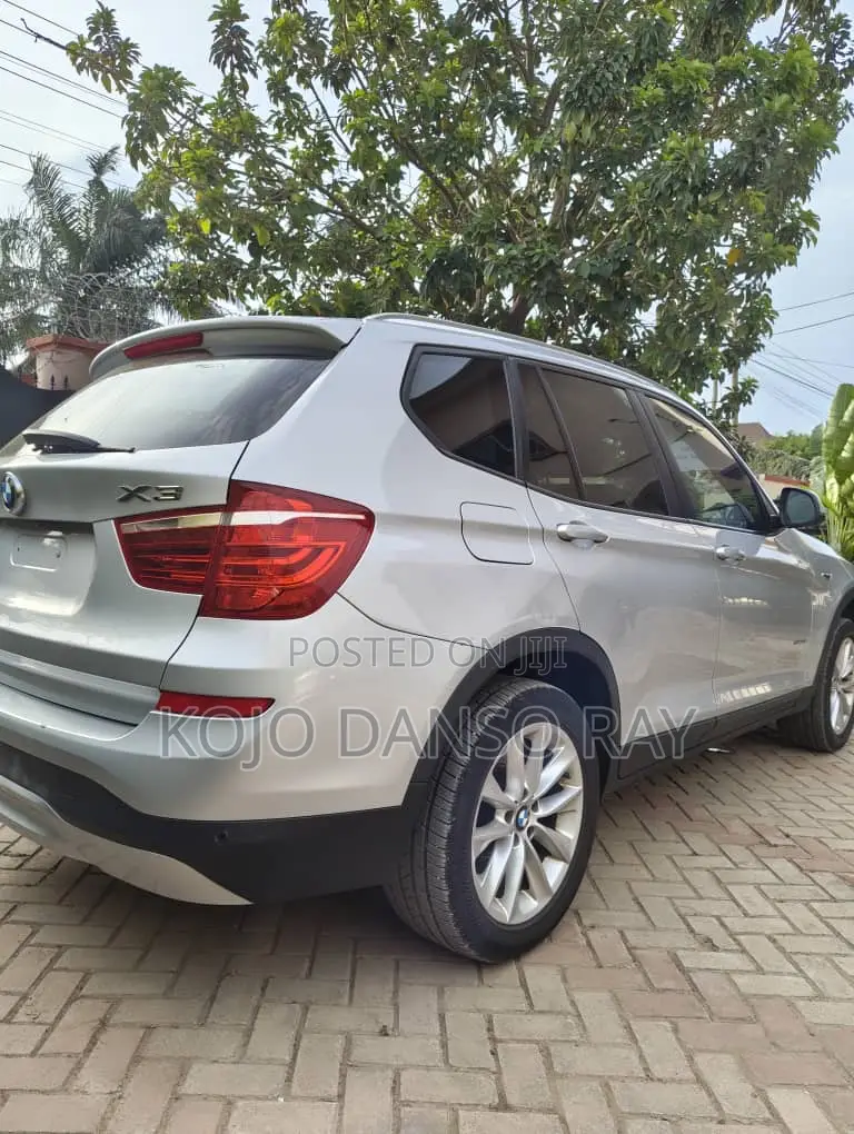 BMW X3 xDrive28i 4dr SUV AWD (2.0L 4cyl Turbo 8A) 2015 Silver