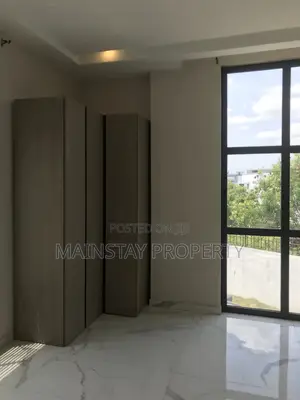4bdrm Townhouse / Terrace in Mainstay Estates, East Legon for rent