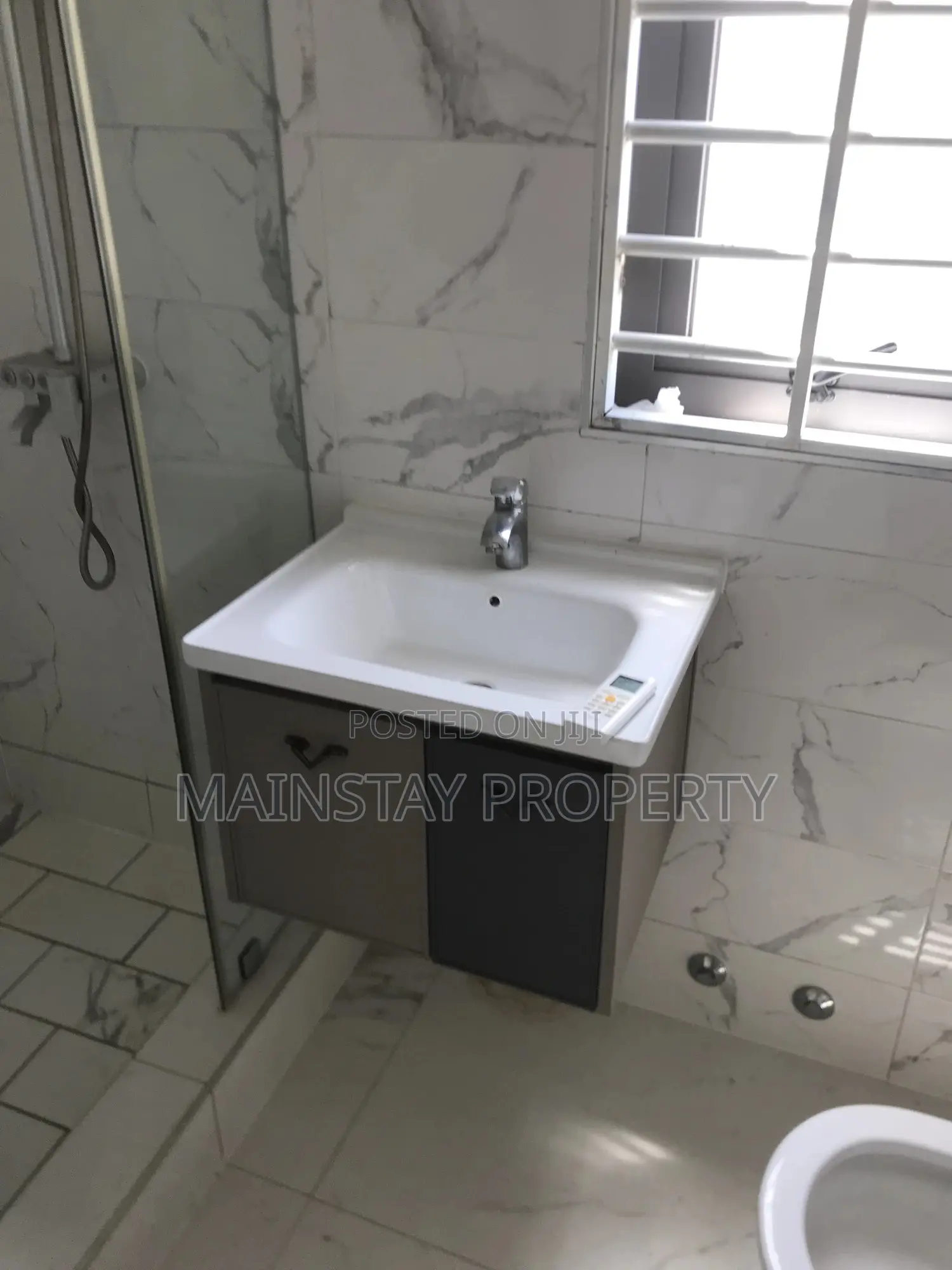 4bdrm Townhouse / Terrace in Mainstay Estates, East Legon for rent
