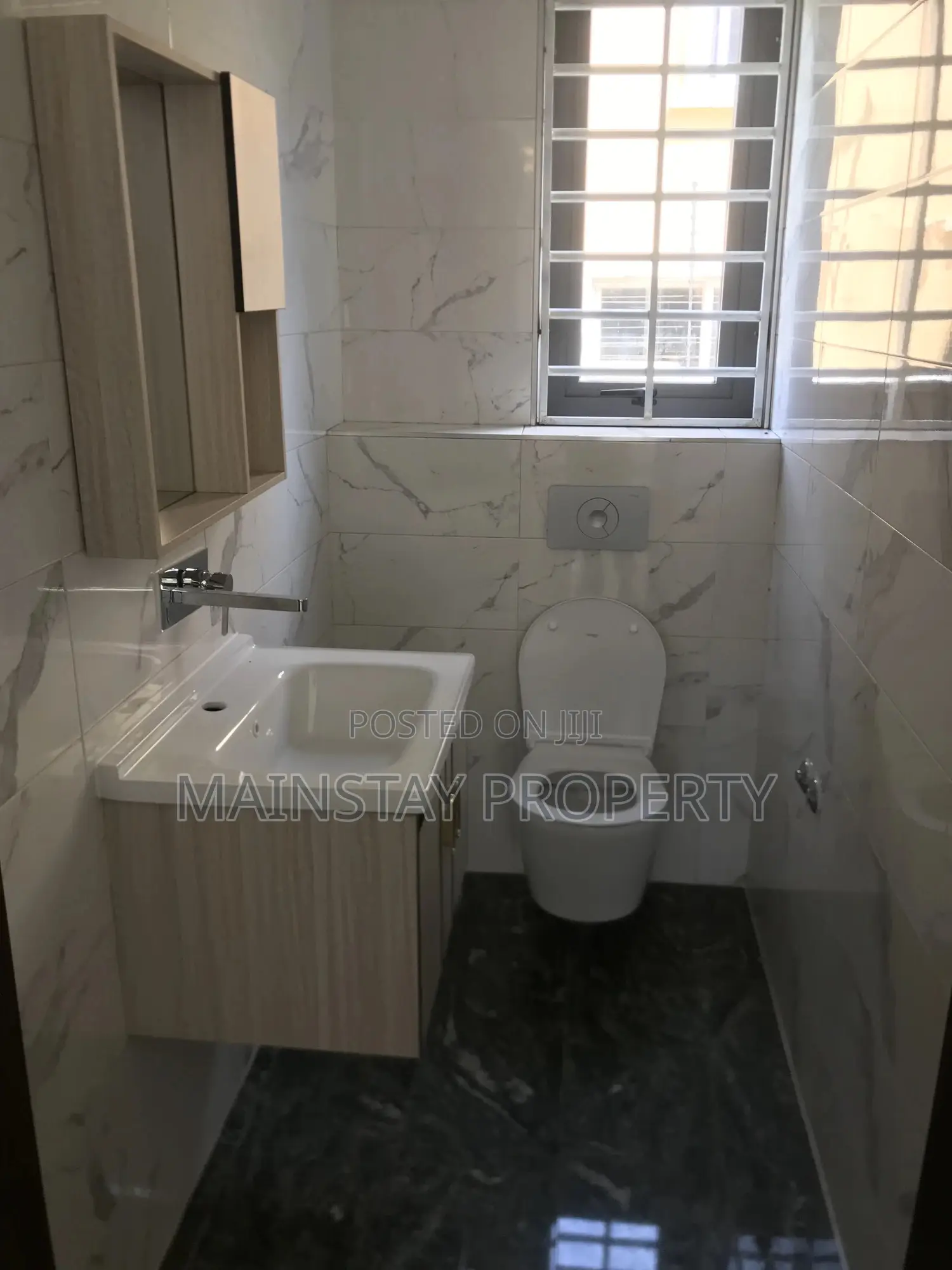 4bdrm Townhouse / Terrace in Mainstay Estates, East Legon for rent