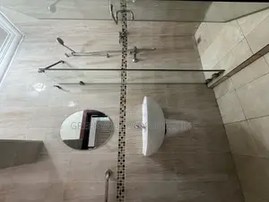 5bdrm House in Cantonments for rent