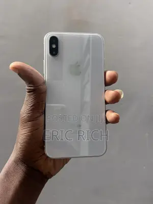 Apple iPhone X 64 GB White