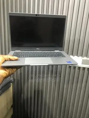 Laptop Dell Latitude 5330 16GB Intel Core i5 SSD 256GB