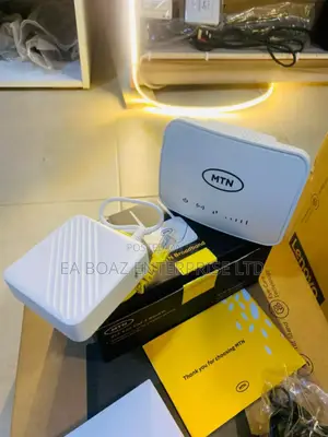 MTN Universal ZLT S20 Cat4 4g Lte Router + Power Bank - White