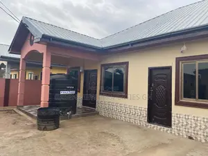 3bdrm House in Kasoa for sale