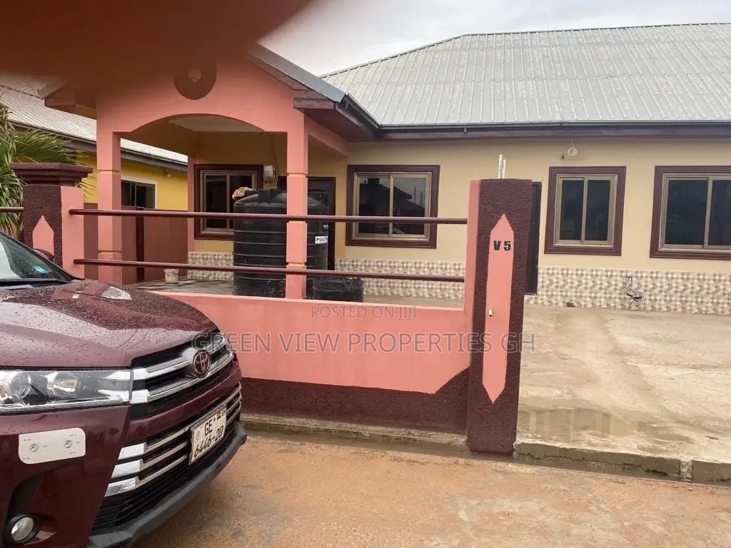 3bdrm House in Kasoa for sale