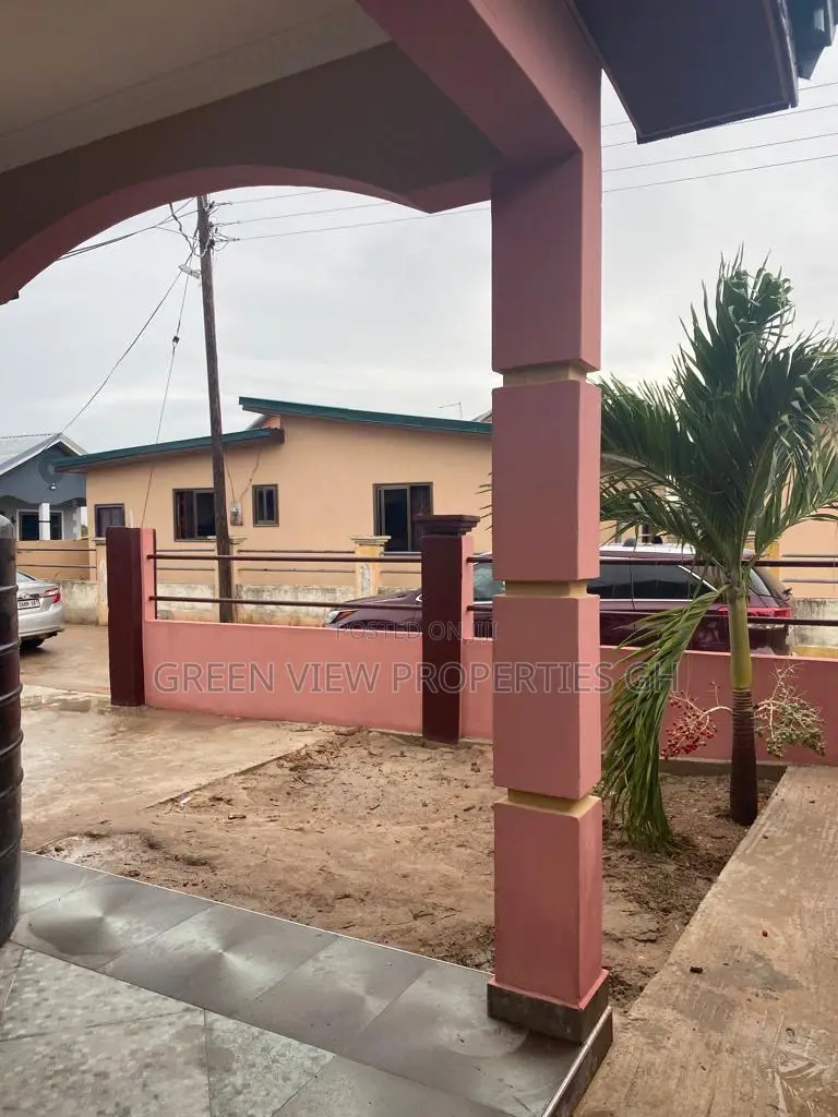 3bdrm House in Kasoa for sale