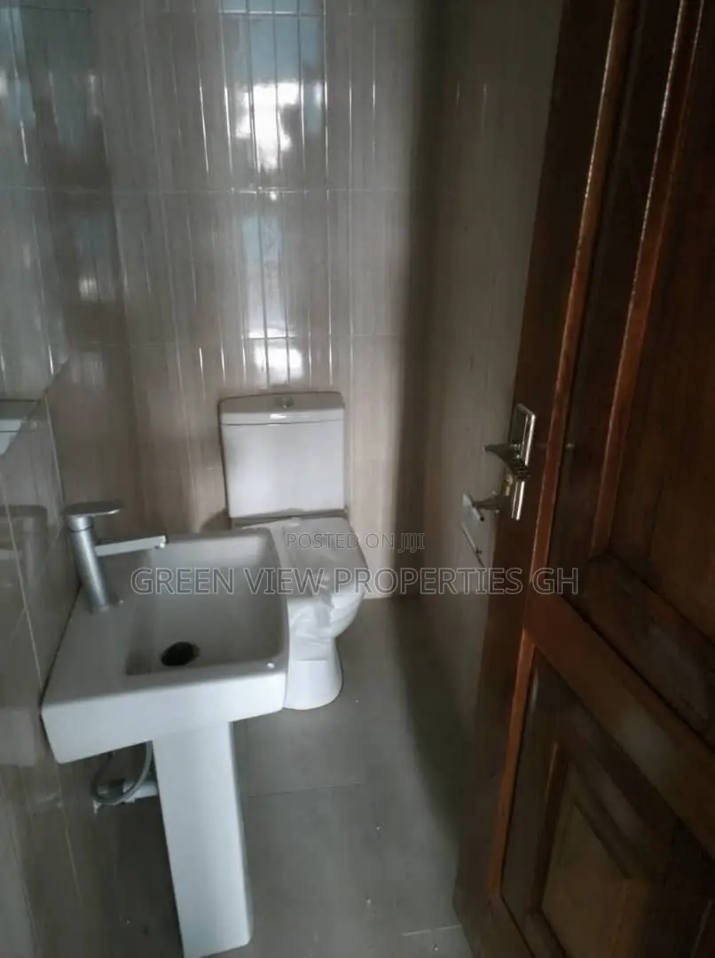 3bdrm House in Kasoa for sale