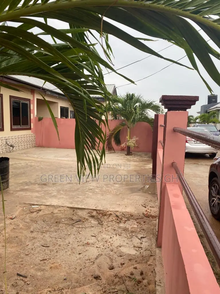 3bdrm House in Kasoa for sale