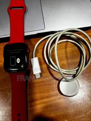 Apple Watch Series 6 (44mm, GPS + Cellular) – Excellent Condition