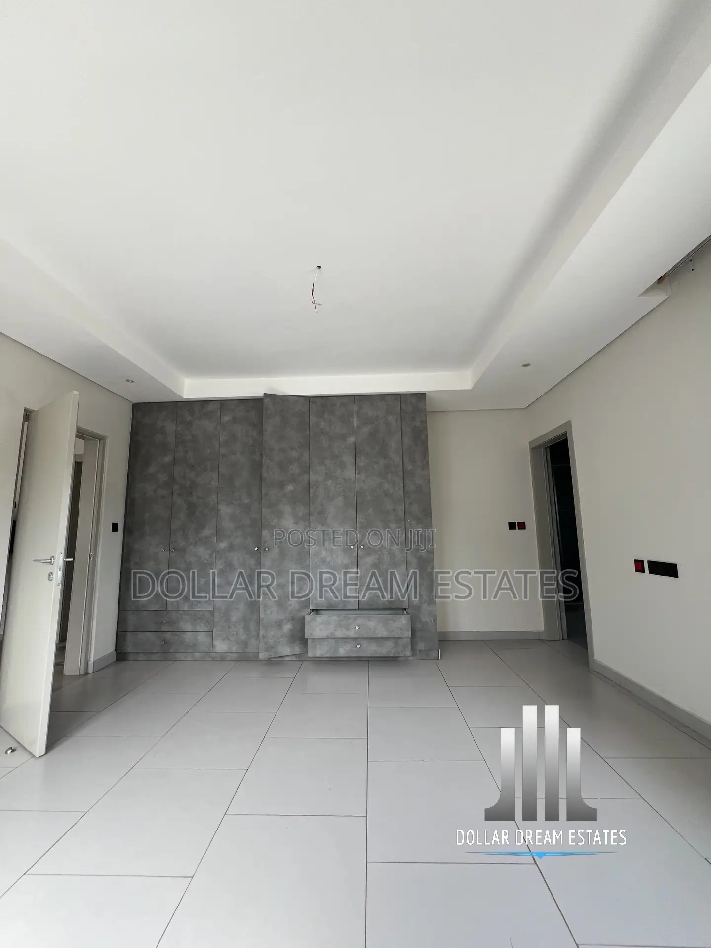 4bdrm House in Airport Residential Area for sale