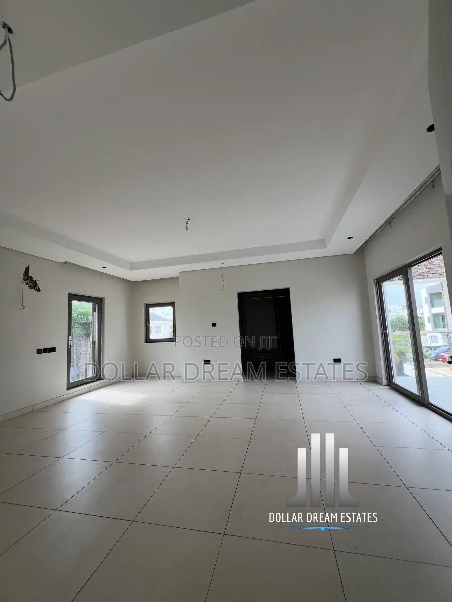 4bdrm House in Airport Residential Area for sale