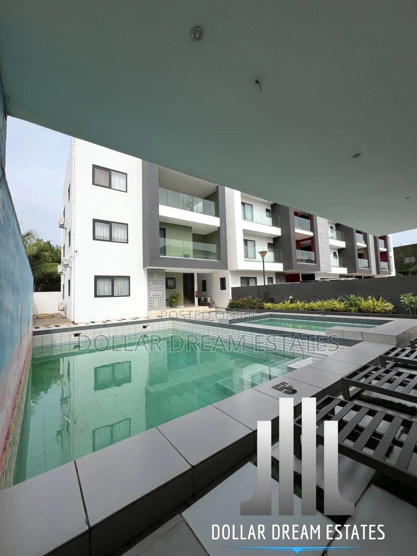 4bdrm House in Airport Residential Area for sale