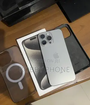 Apple iPhone 15 Pro Max 256 GB Silver
