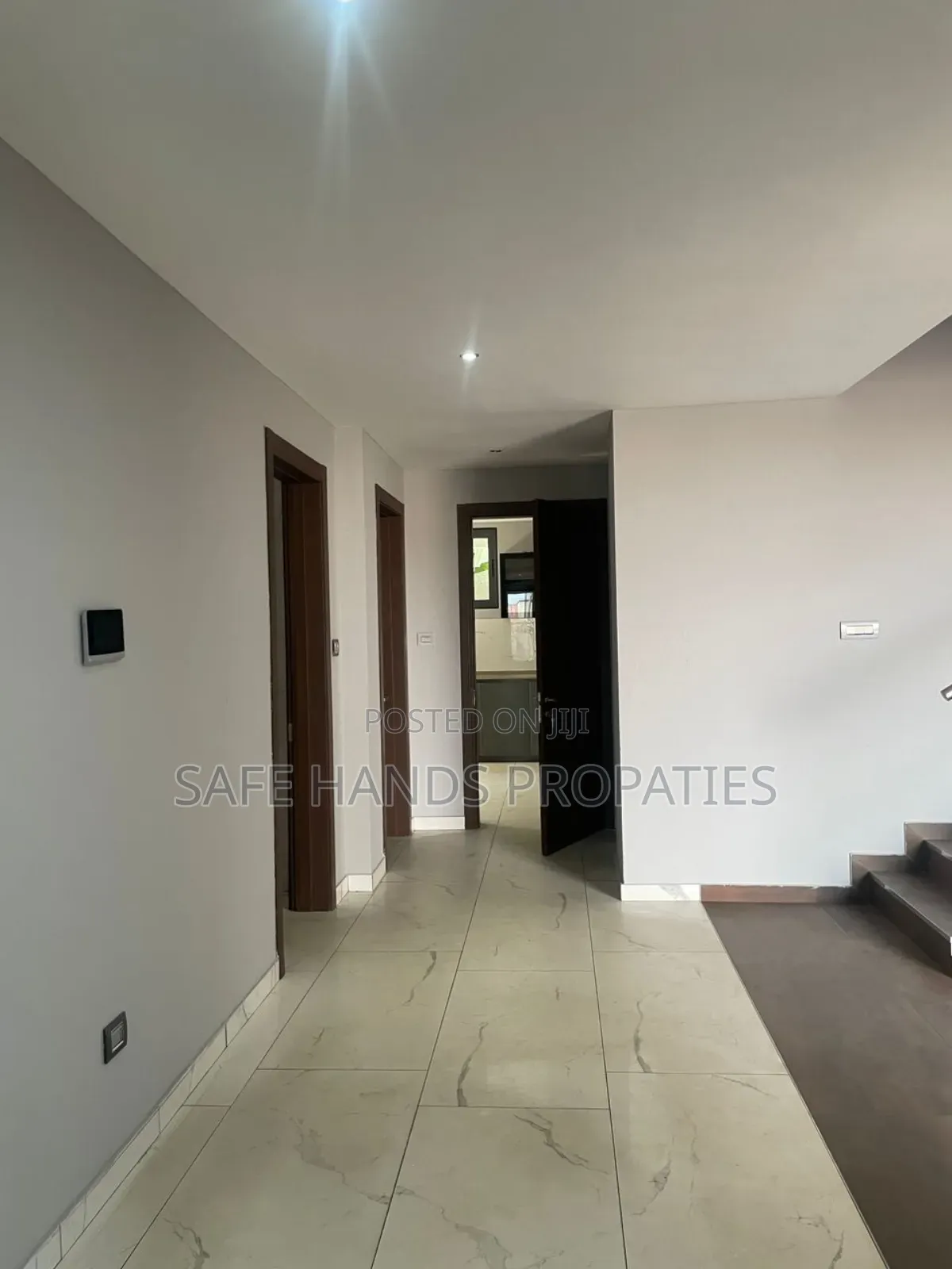 5bdrm Duplex in Accra Metropolitan for rent