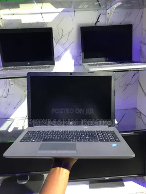 Laptop HP 250 G7 8GB AMD SSD 256GB