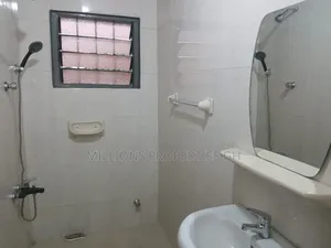12bdrm Block of Flats in Millions Properties, Kumasi Metropolitan