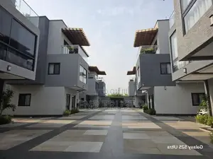 Furnished 5bdrm Townhouse / Terrace in Airport West for rent