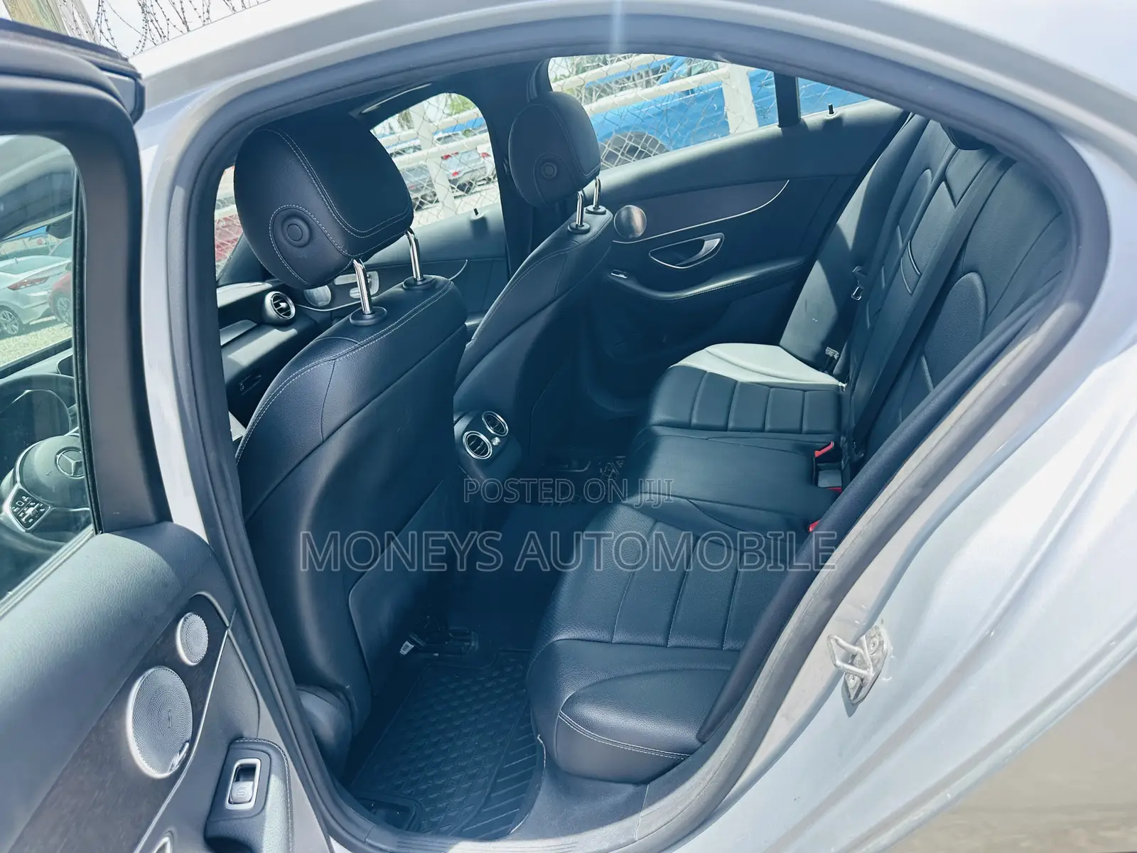 Mercedes-Benz C300 2020 Silver
