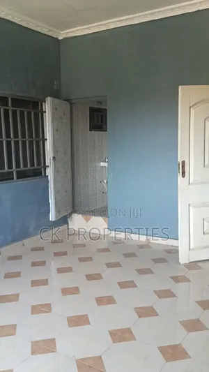 Mini Flat in Pillar 2 for rent