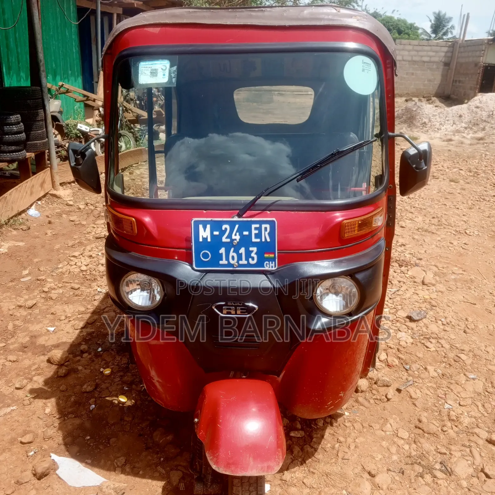 Bajaj RE 2024 Red