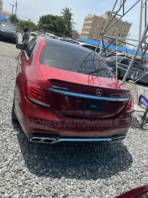Mercedes-Benz E63 2022 Red