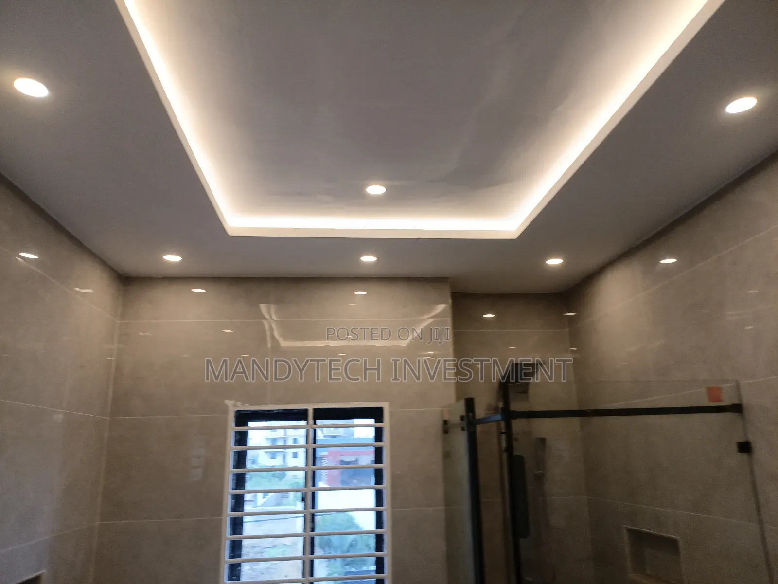 4bdrm Duplex in School Junction for sale