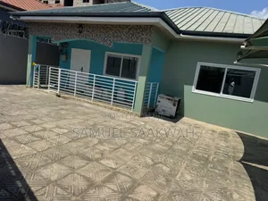 3bdrm Apartment in Mile 7 for rent