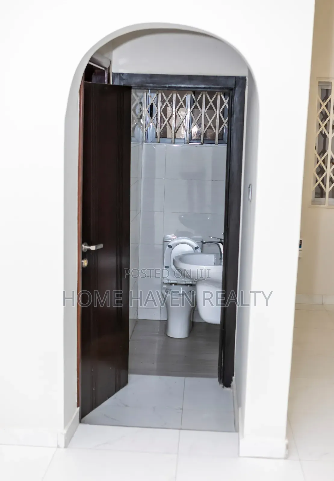 4bdrm House in Cantonment, US Embassy Area for rent