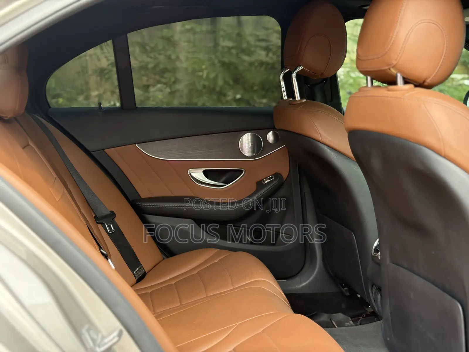 Mercedes-Benz C300 2020 Brown
