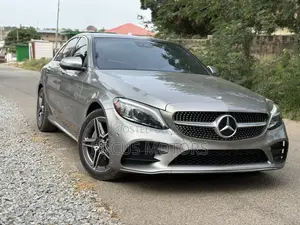 Mercedes-Benz C300 2020 Brown