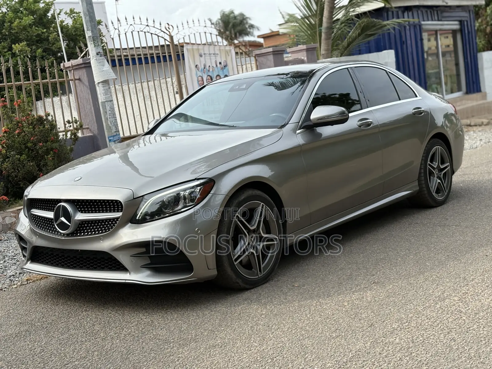 Mercedes-Benz C300 2020 Brown