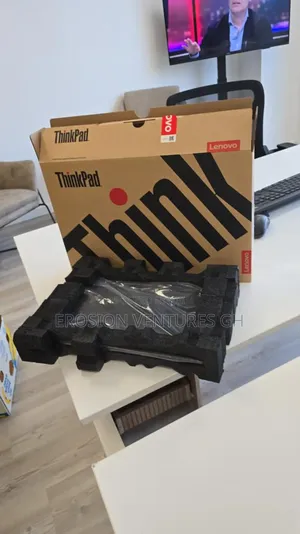 New Laptop Lenovo ThinkPad T14s Gen 2 16GB Intel Core i5 SSD 256GB