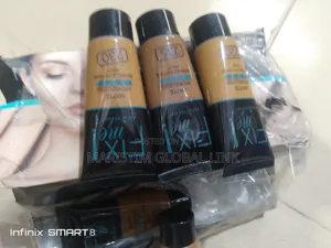 Matte + Poreless Foundation