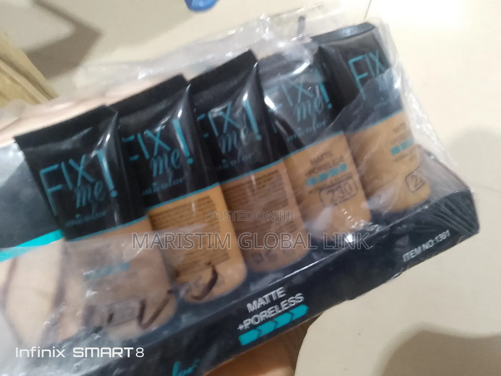 Matte + Poreless Foundation