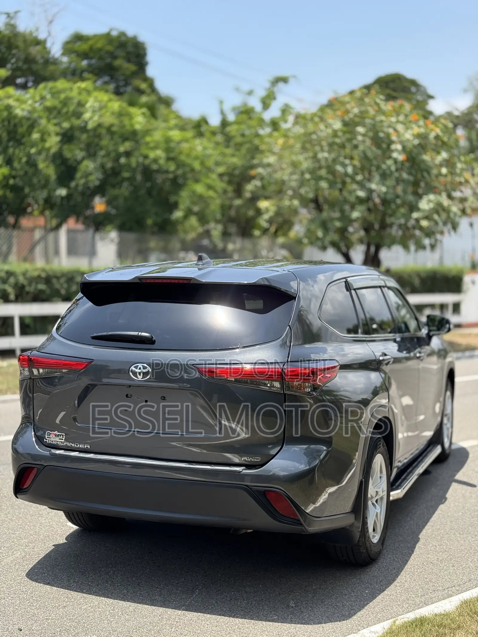 Toyota Highlander LE AWD 2020 Gray