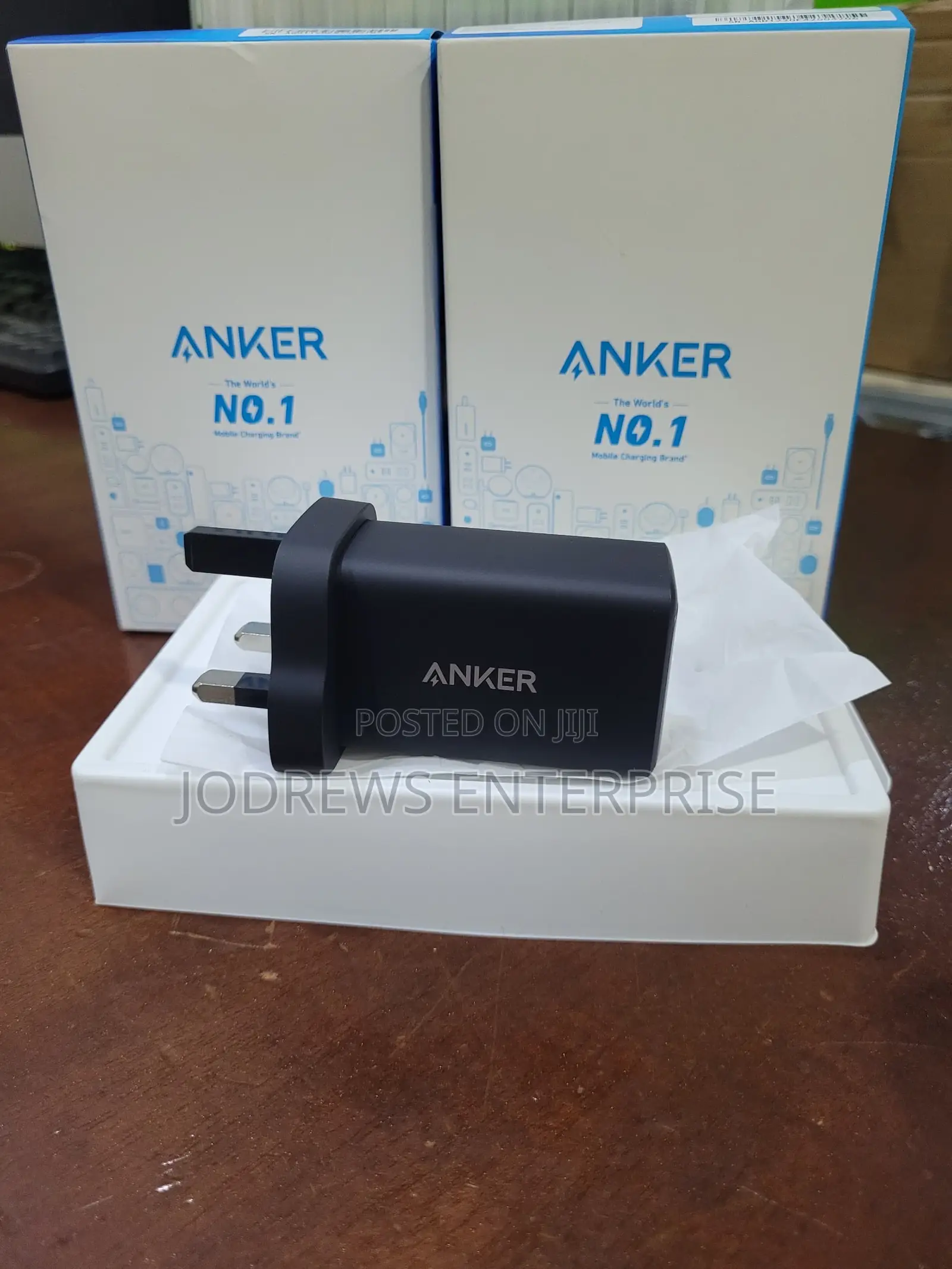 Anker 735 Nano Ii 65w 3-Port Fast, Compact Usb-C Power Adapter/Charger