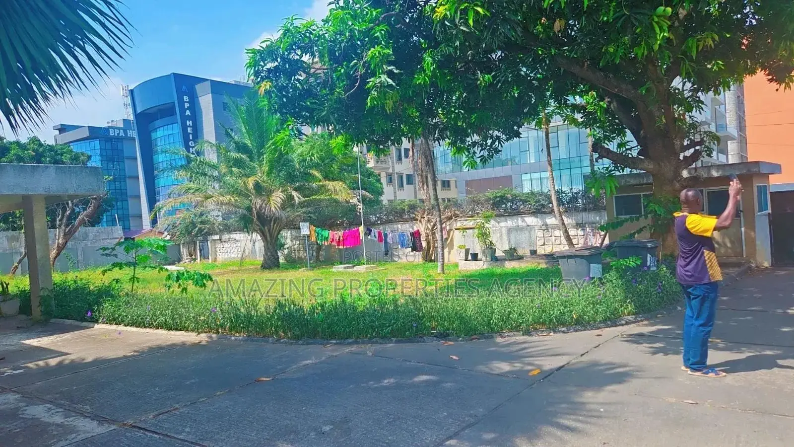 1 1⁄2 Plots (100ft/100ft) of Land With an for Sale at Dzorwulu
