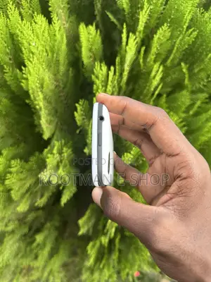 BlackBerry 9720 White
