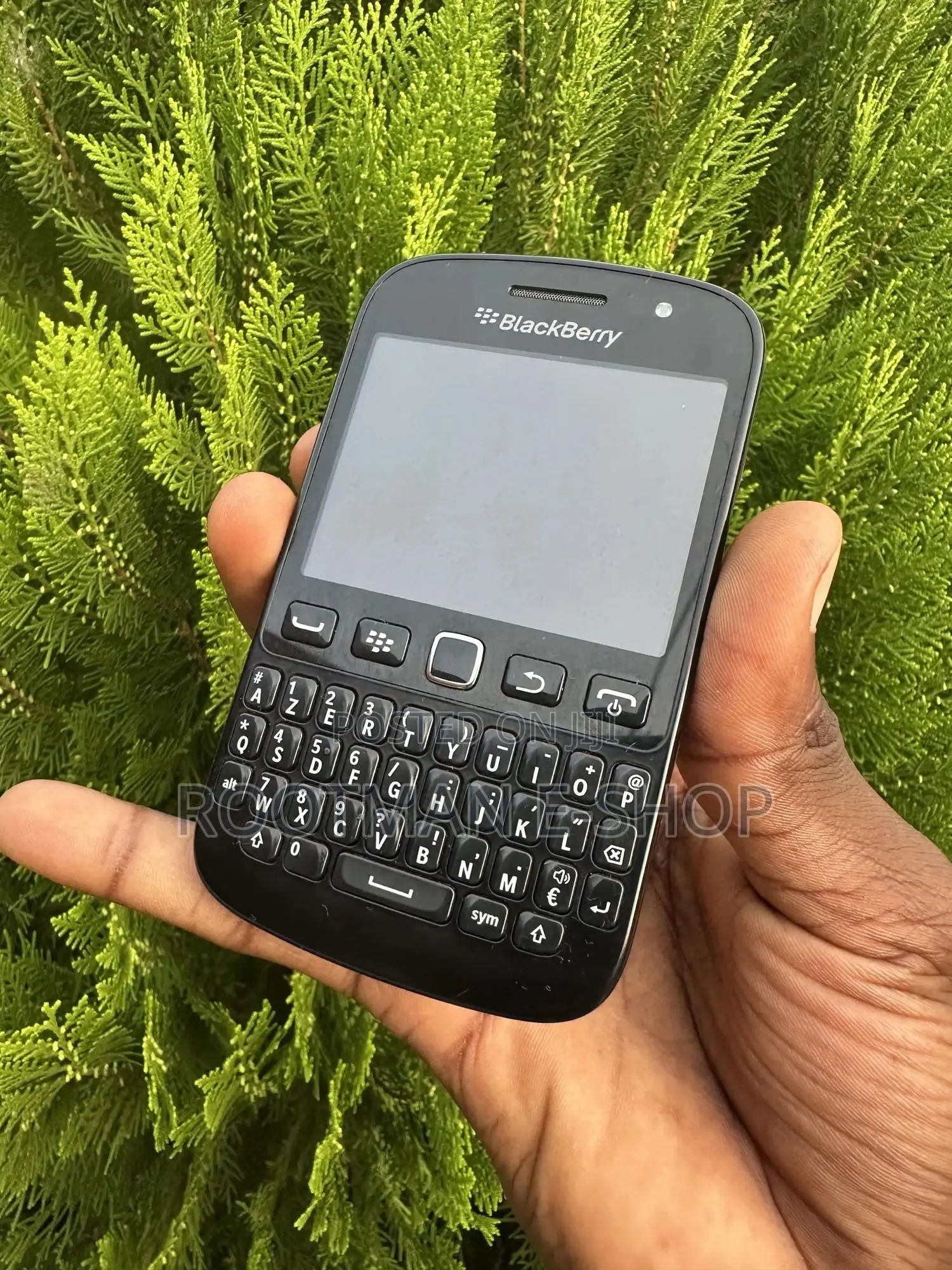 BlackBerry 9720 Black