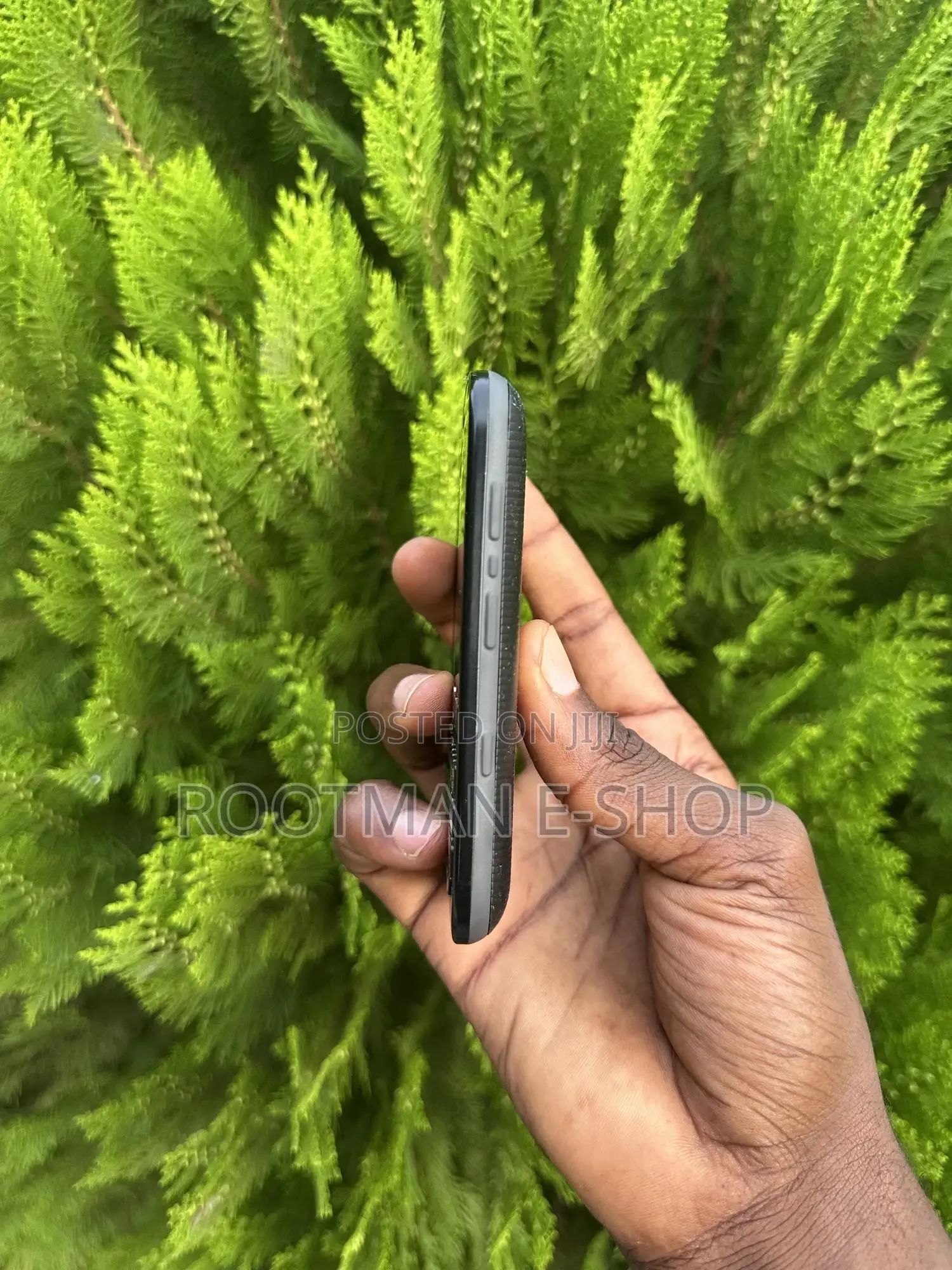 BlackBerry 9720 Black
