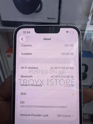 Apple iPhone 16e 128 GB White