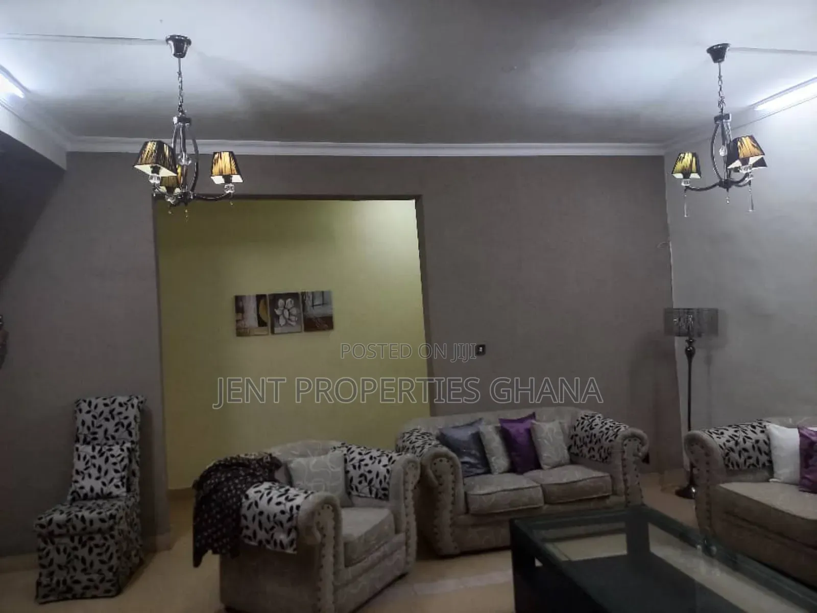 5bdrm House in Dzorwulu for sale