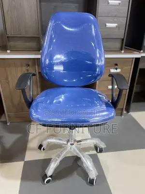 Mid-Back Swivel Office Chairs
