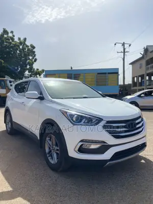 Hyundai Santa Fe 2017 White
