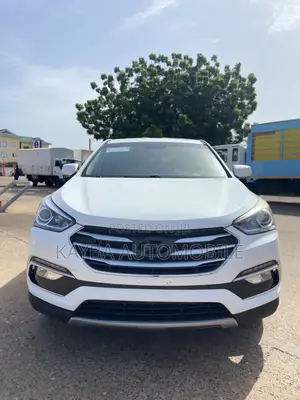 Hyundai Santa Fe 2017 White