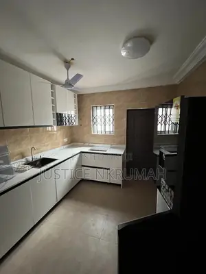 2bdrm Apartment in Mr Justice Estate, Top Base for rent