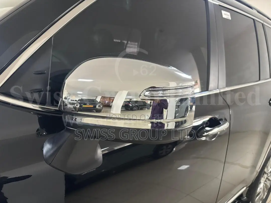New Toyota Land Cruiser LC300 2025 Black