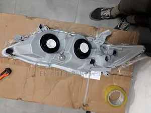 Toyota Corolla Headlight 2011 2012 2013